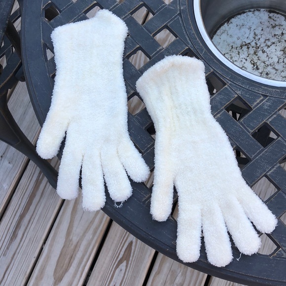 Ann Klein Cream/white jacket with gloves - Picture 6 of 8